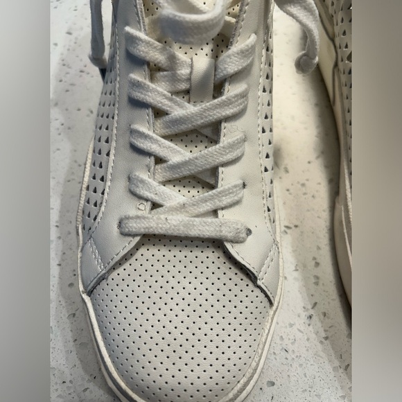 Dolce Vita Women's Zina Perf Sneaker - Picture 4 of 10